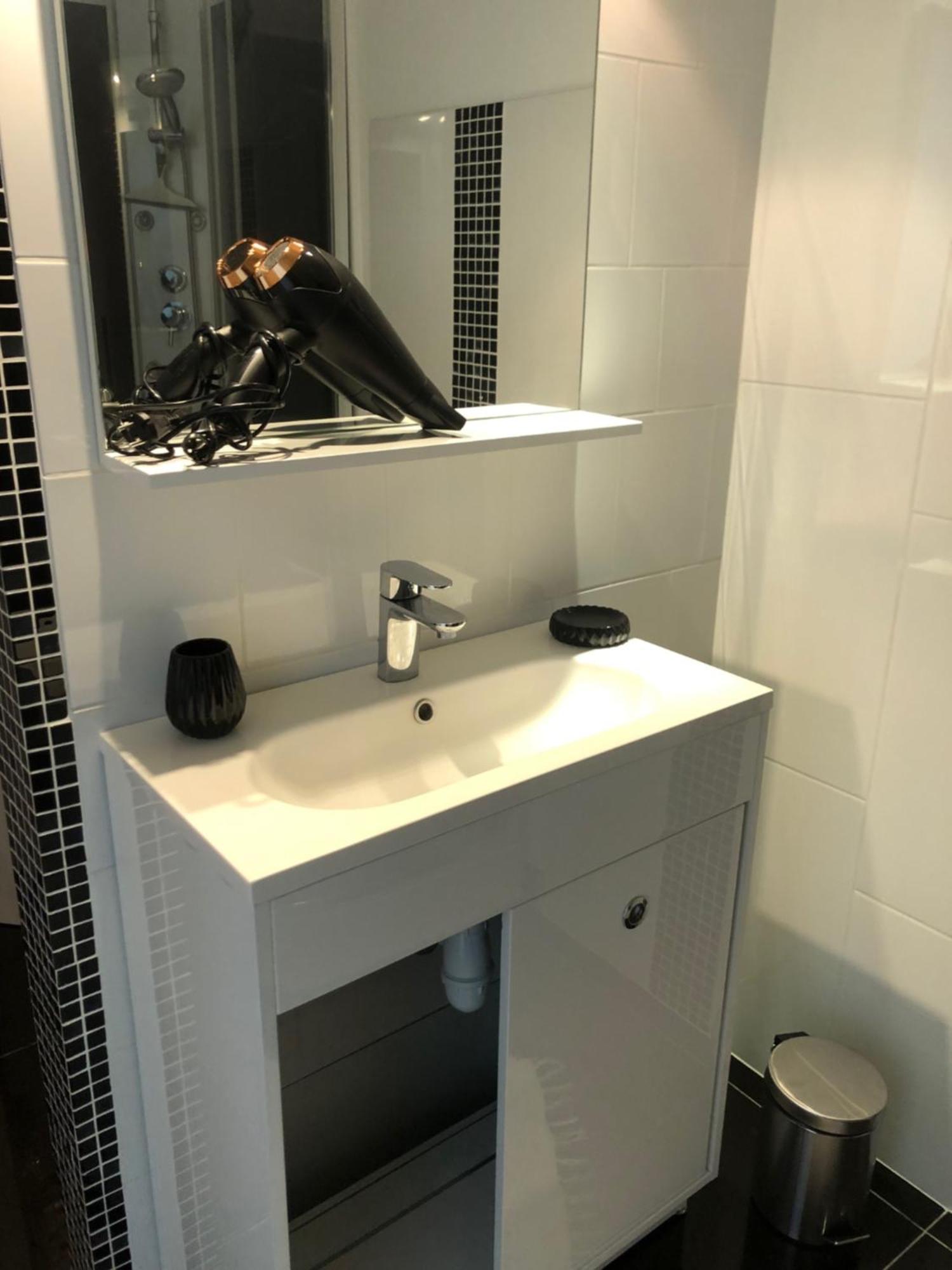 Studio Guécélard Extérieur photo